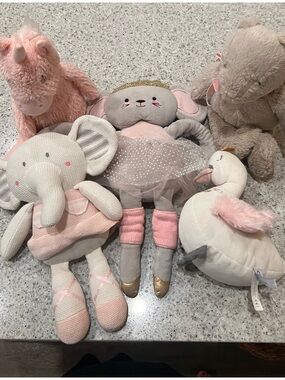 Plushy Lots